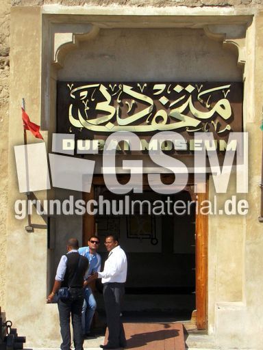 345 Dubai Museum, Eingang.JPG